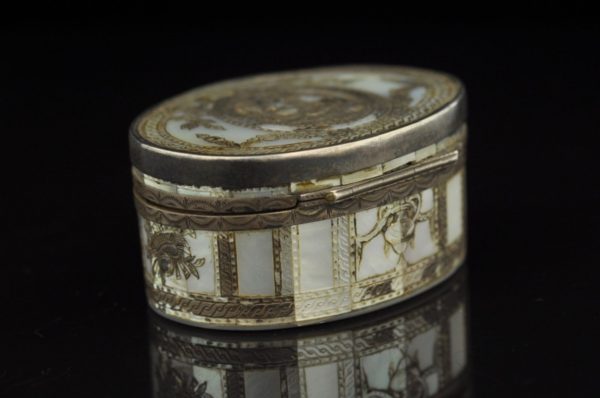 18 sajandi karp - pärlmutter, kilpkonnaluu, hõbe