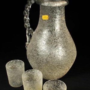 Antiikne klaasist jääauguga kann ja 3 klaasi