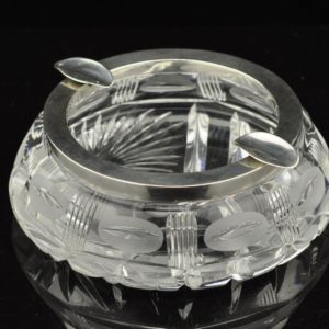 Crystal ashtray with silver crown 875