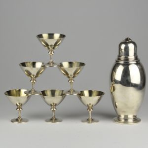 Silver plated shaker and 6 goblet