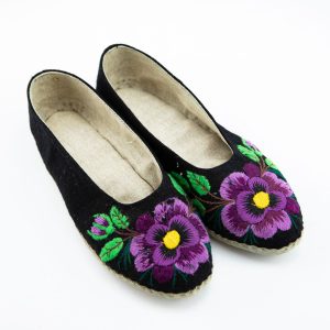 Estonian UKU slippers