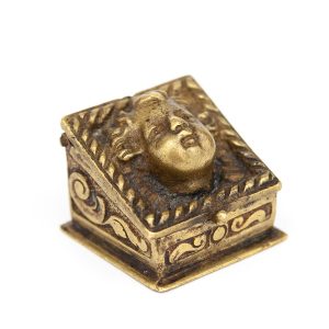Antiqeu bronze stamp box