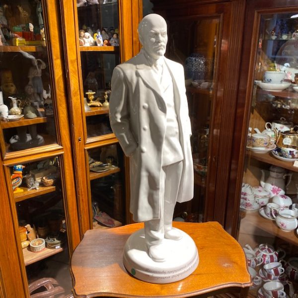 Portselan Lenini kuju BRONEERITUD