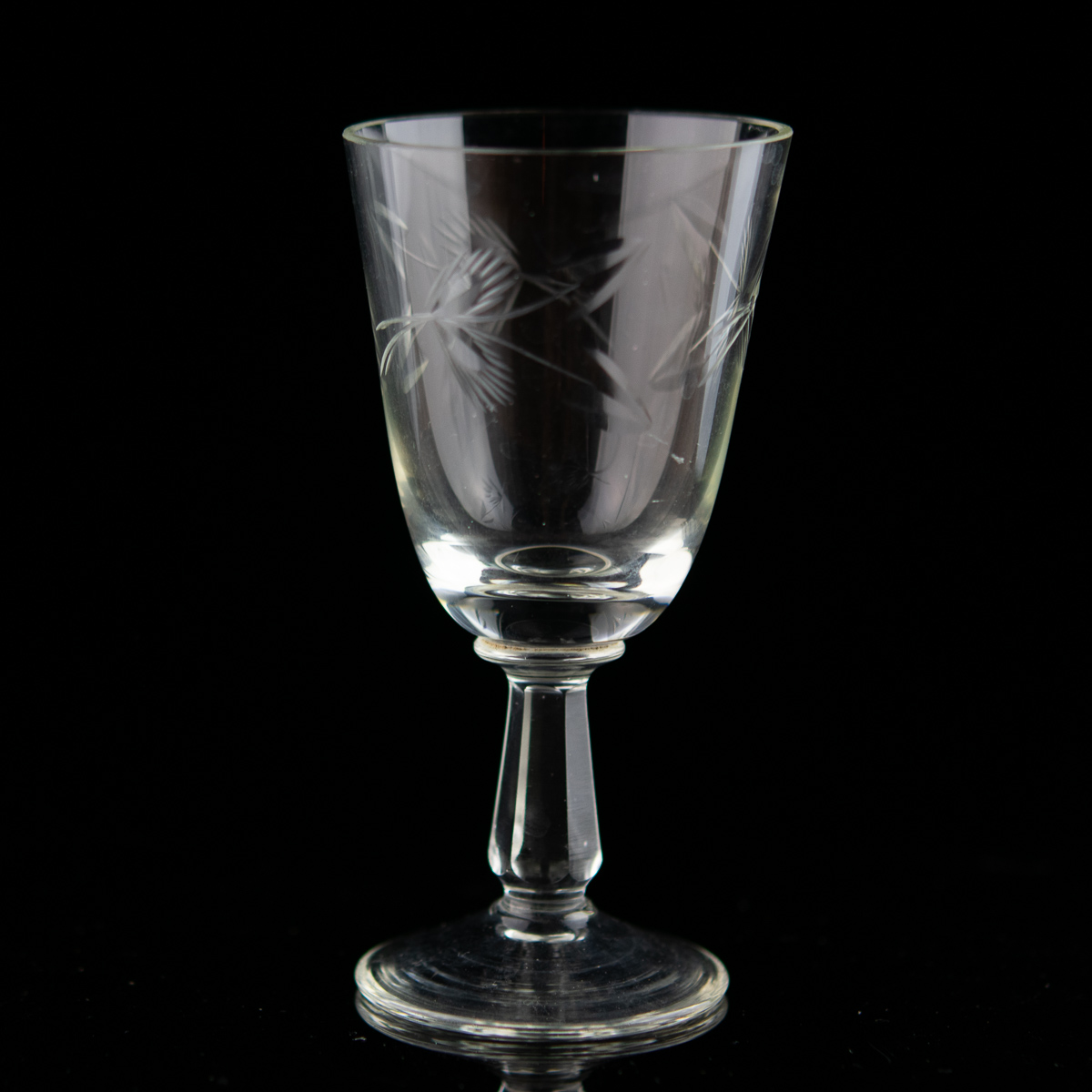 Varajane Tarbeklaas, pitsid ja klaasid Varajane Tarbeklaas, pitsid ja klaasid