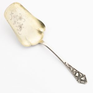 Antique Finnish silver cake laddle