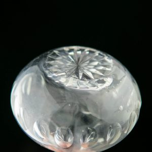 Antiikne väike kristall karahvin