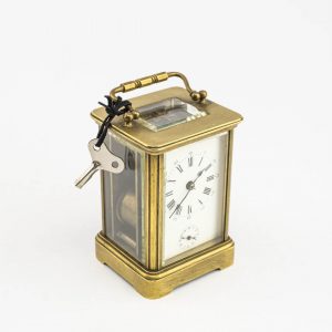 Miniature carriage clock