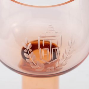 Tarbeklaasi roosast klaasist karikas Vapid ,Pilvi Ojamaa