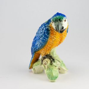 Sinise papagoi suur portselanist kuju