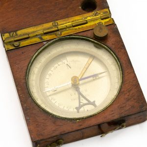 Kompass karbis, A.Fisch Brüssel