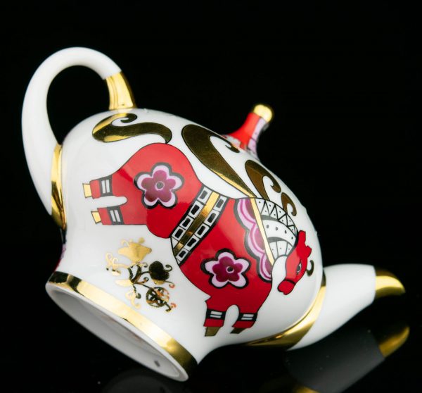 LFZ portselanist hobuse ja kukega suur teekann ja väike teekann, käsimaaling Venemaa
