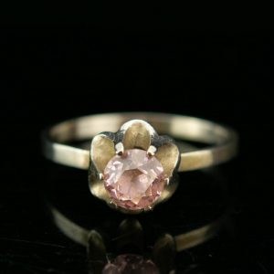 Sõrmus roosa kiviga, 916 hõbe