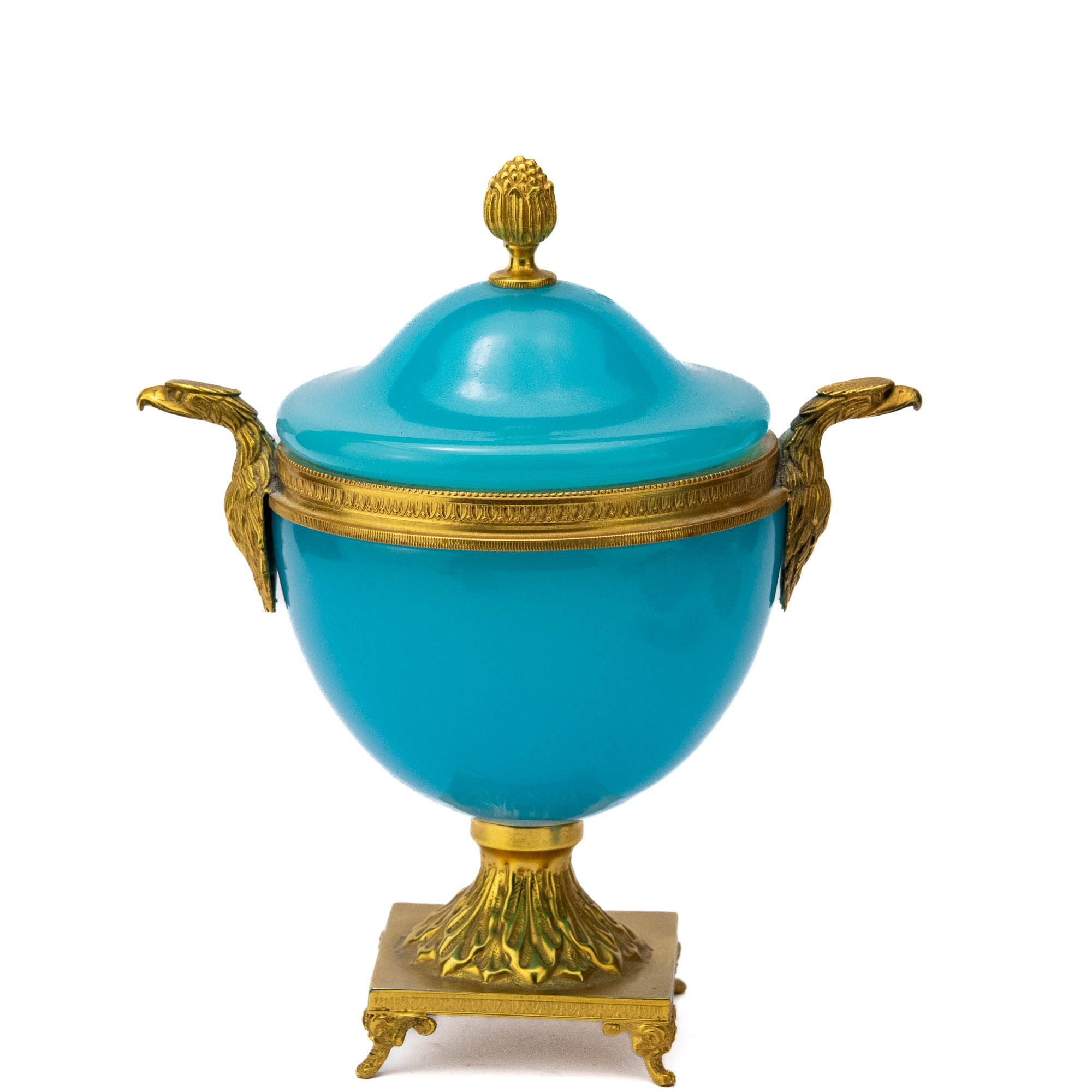 Opaalklaasist toos pronksiga Dessrc.C Opaalklaasist toos pronksiga Dessrc.C