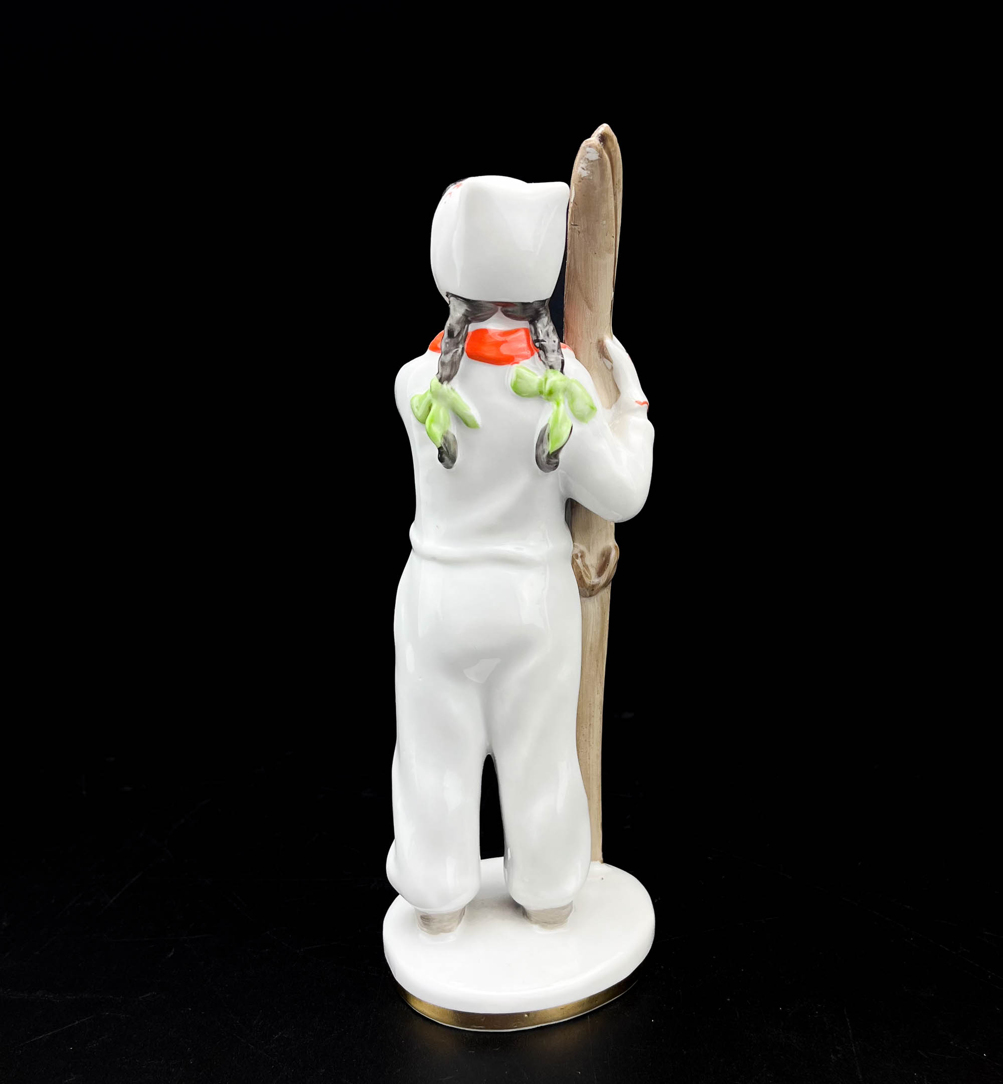 LFZ kuju suusataja - Tüdruk