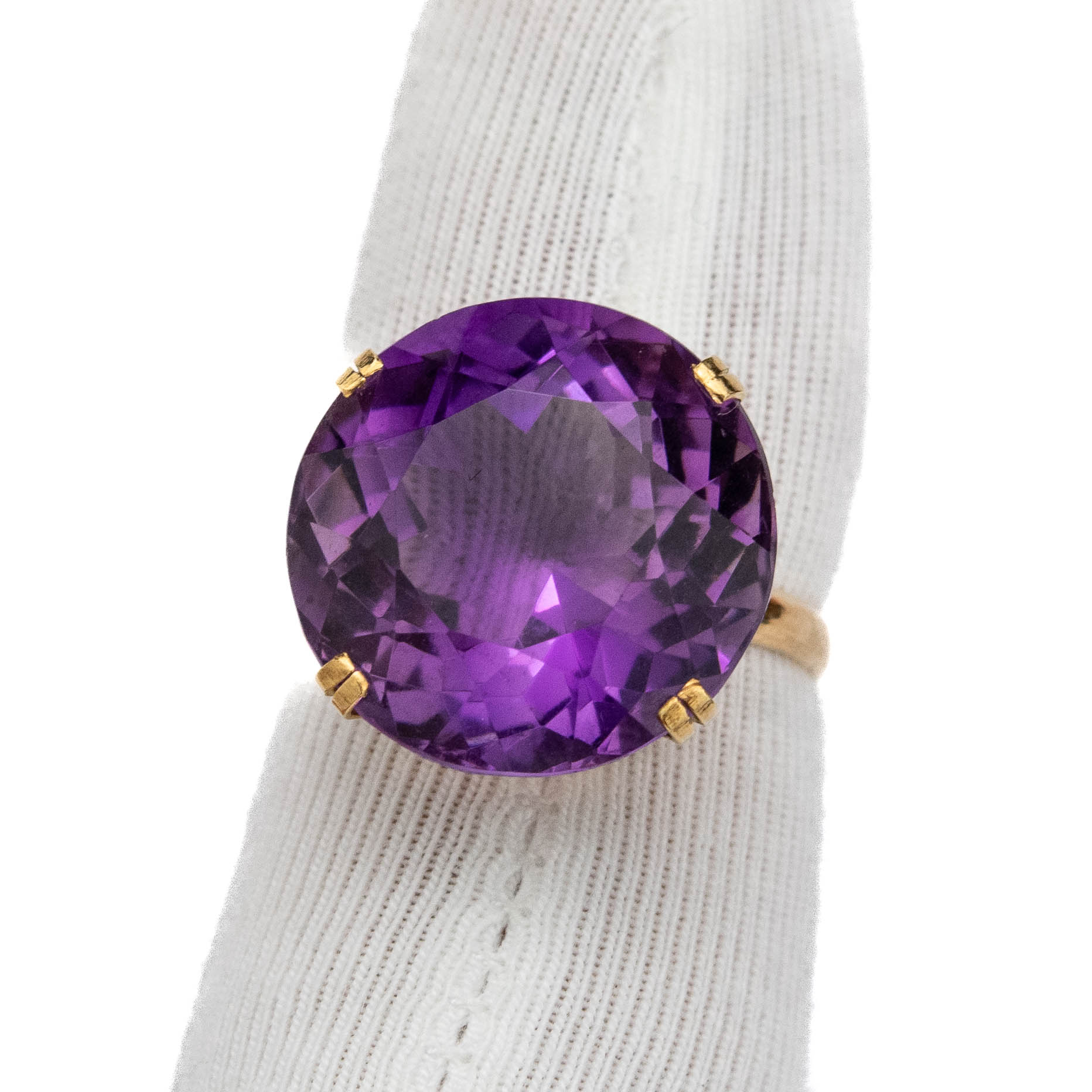 EW sõrmus, 585 kuld EW sõrmus, 585 kuld