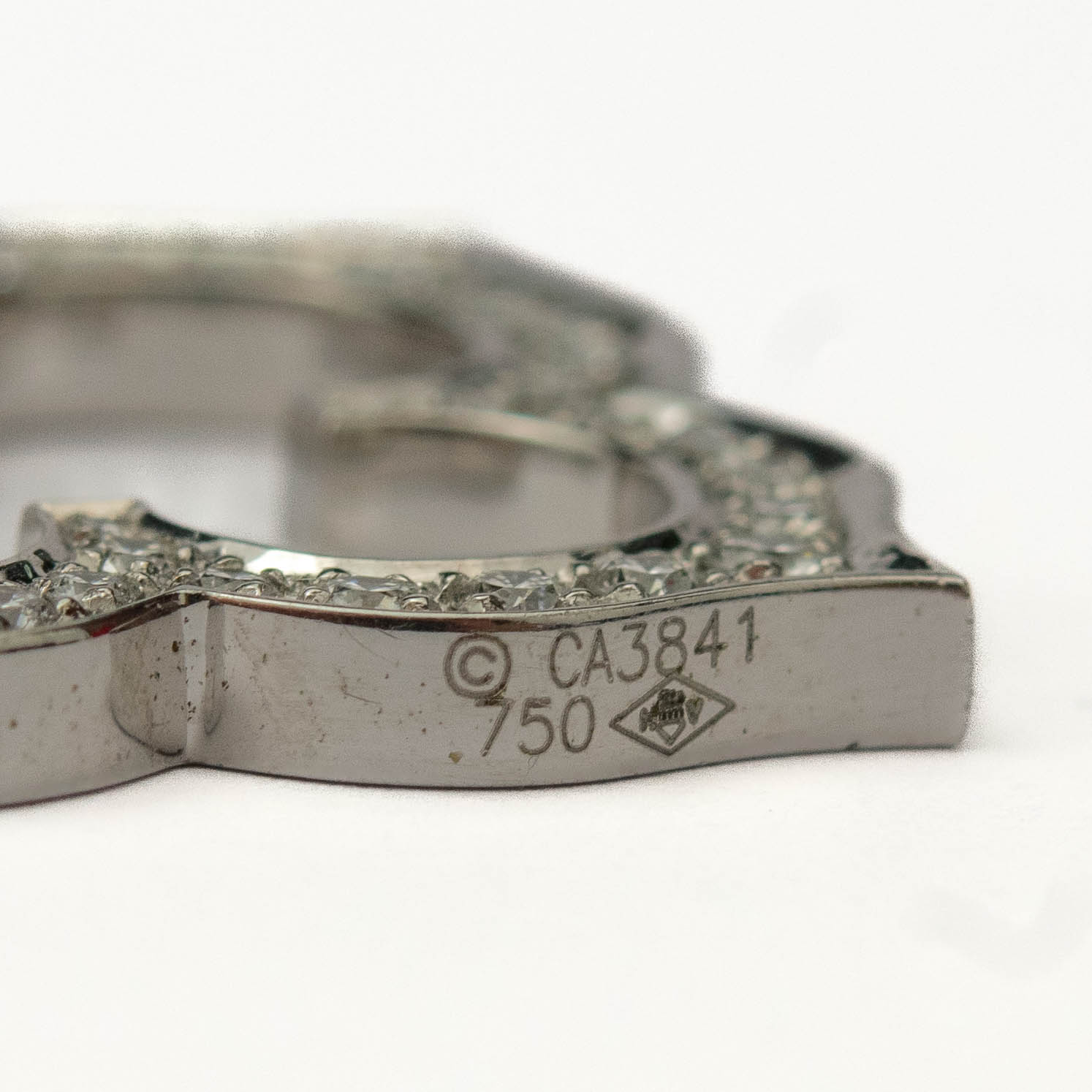 Cartier ripats Hindu, 750 valge kuld briljantidega Cartier ripats Hindu, 750 valge kuld briljantidega