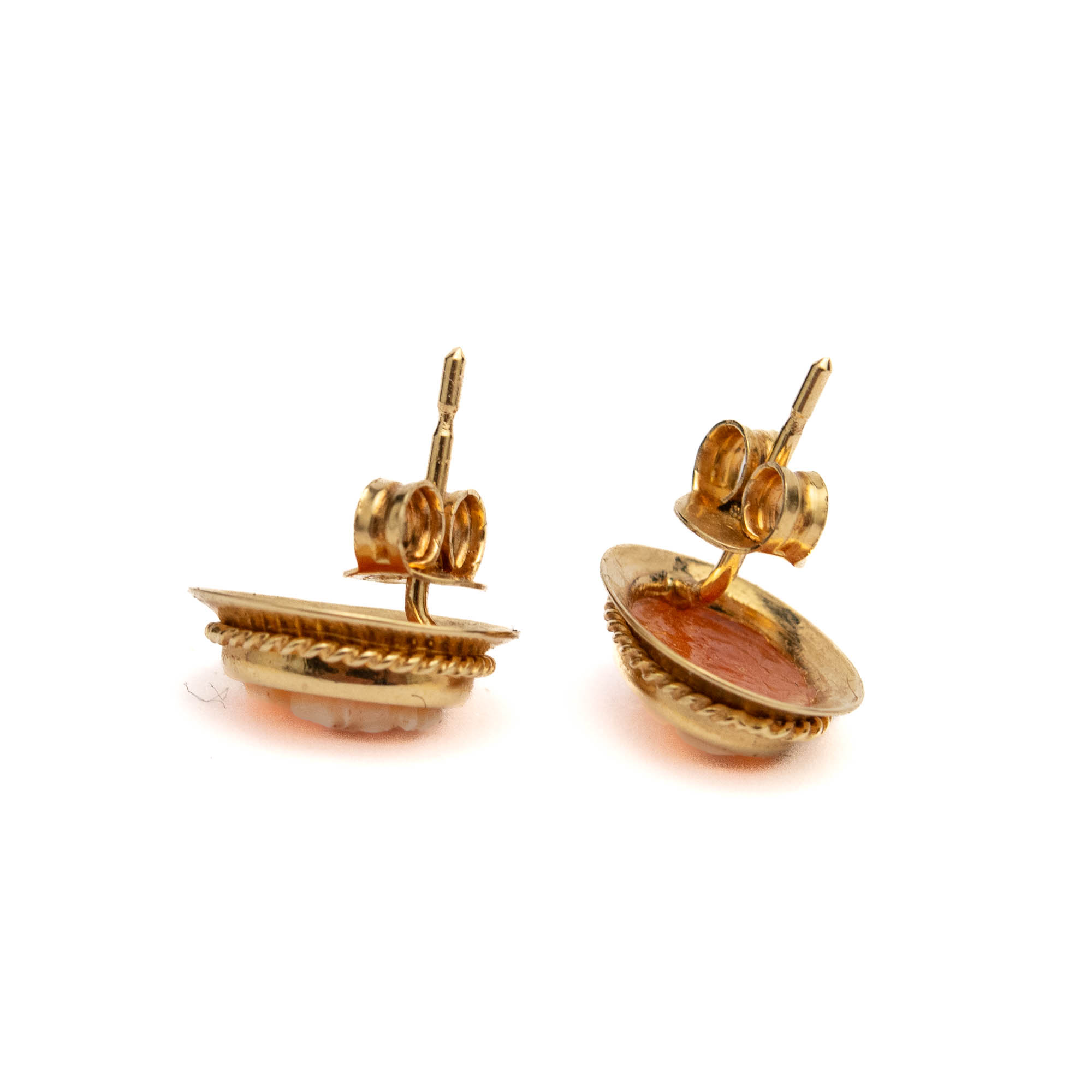 Kameekõrvarõngad, 585 kuld Kameekõrvarõngad, 585 kuld