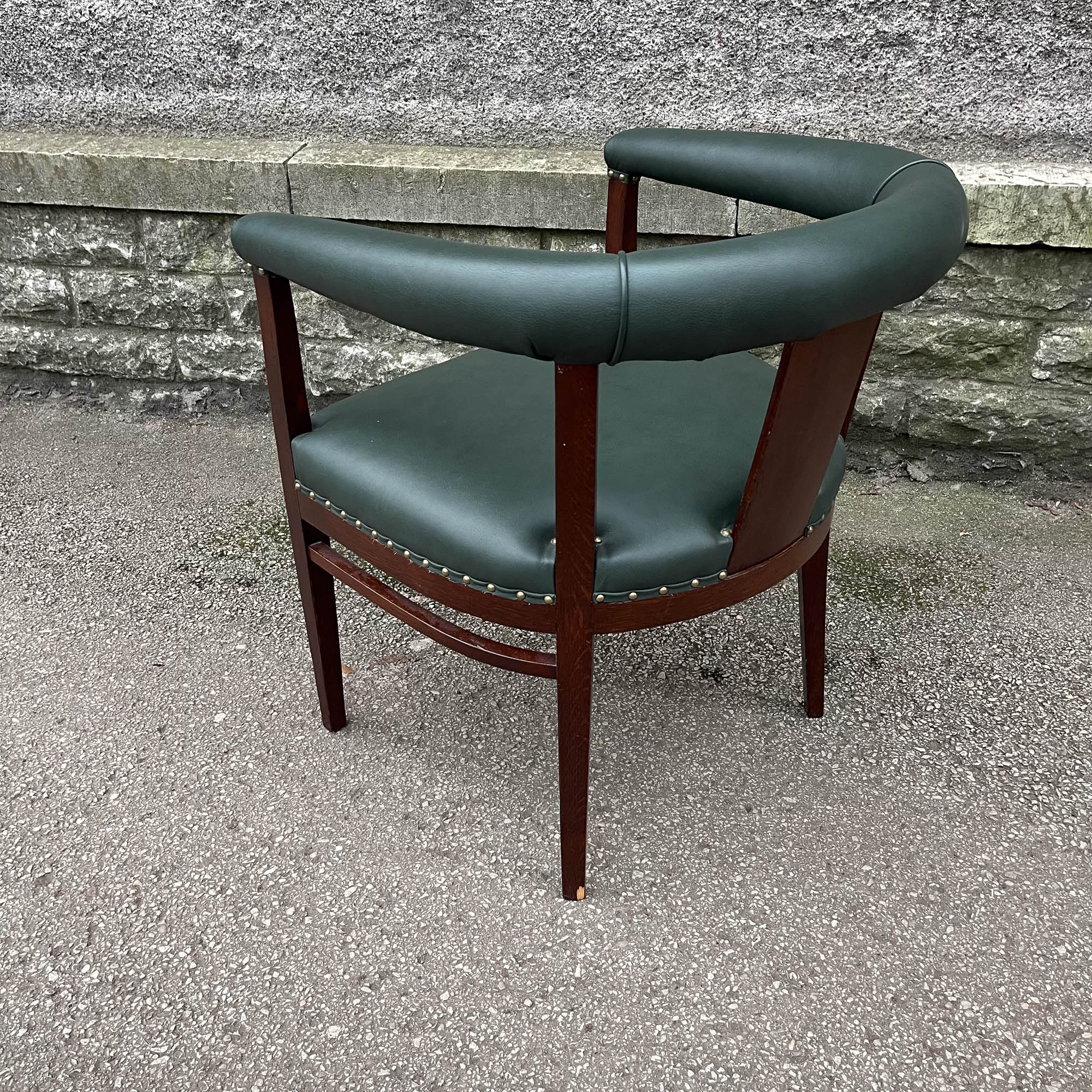 Nahaga kirjutuslauatool