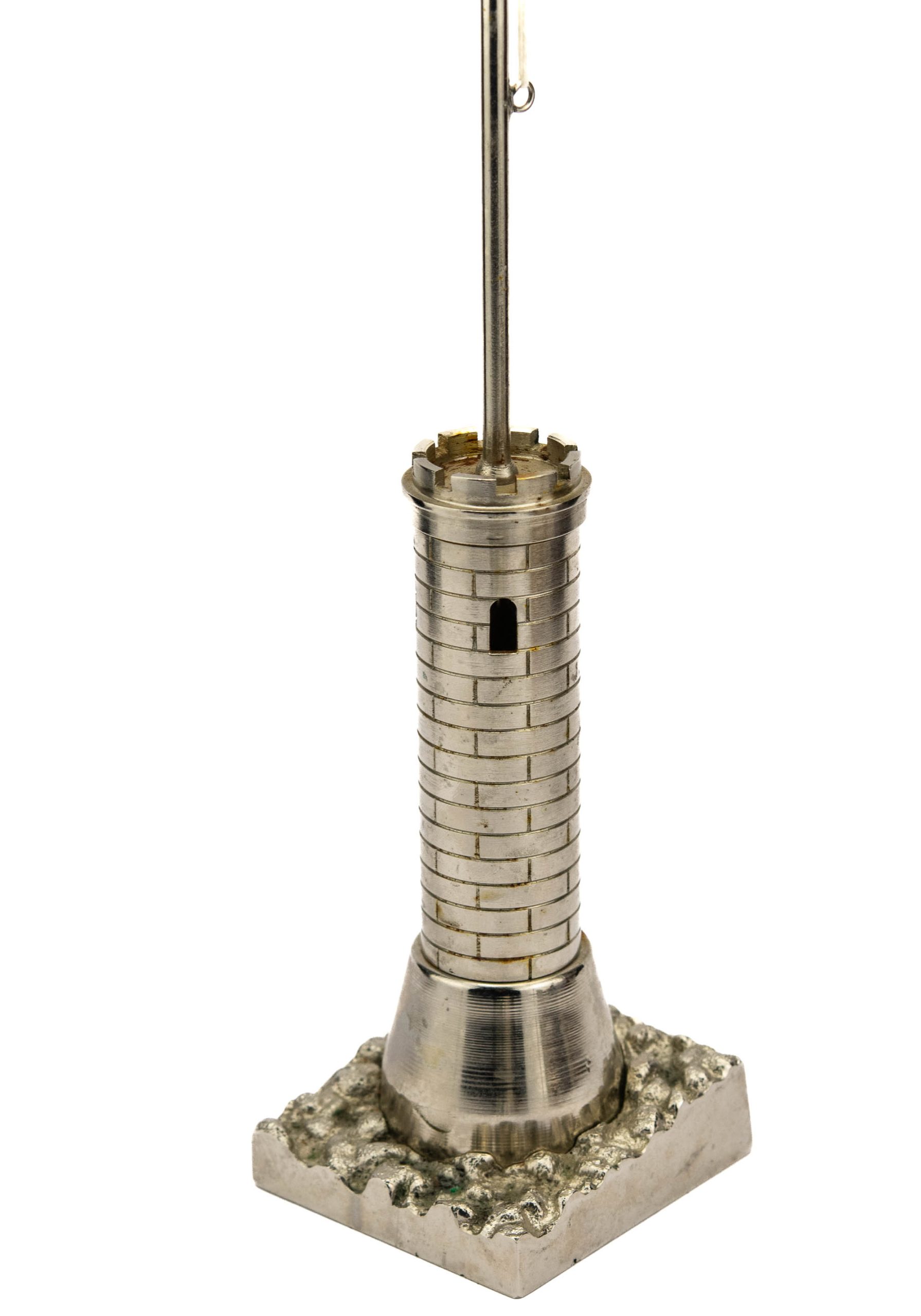 Laualipu metallist alus-Pikk Hermann,AGE Laualipu metallist alus-Pikk Hermann,AGE