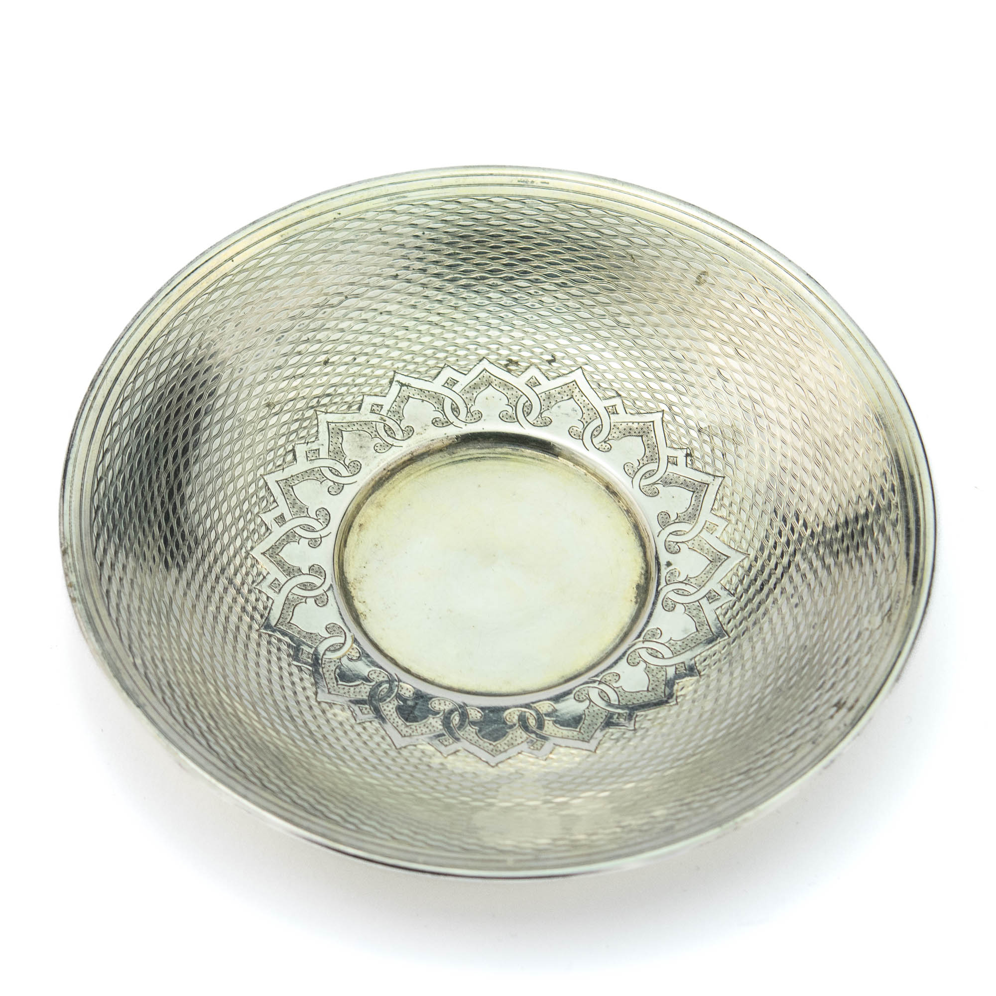 Tsaari-Vene hõbetass alustassiga, 84 hõbe Moskva 1866