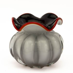 Tarbeklaasi väike vaas Rosita , Mihhail Mišalagin