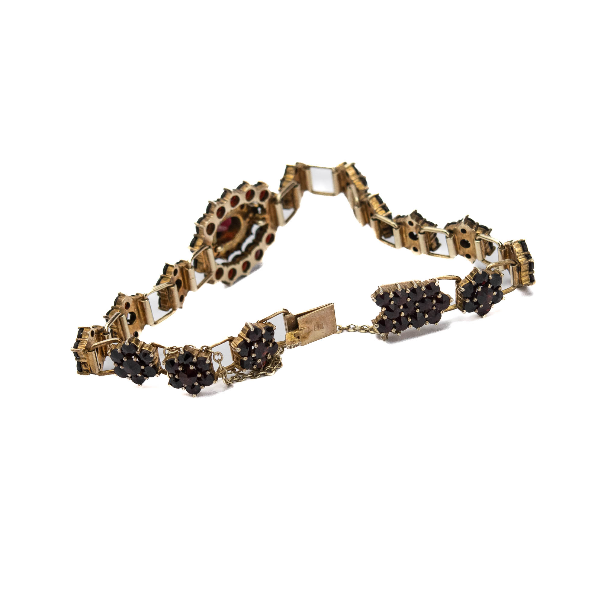 Käevõru granaatidega, 830 hõbe kullatud