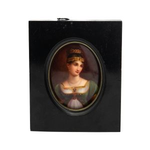 Antiikne miniatuur - Pauline Bonaparte portree portselanil
