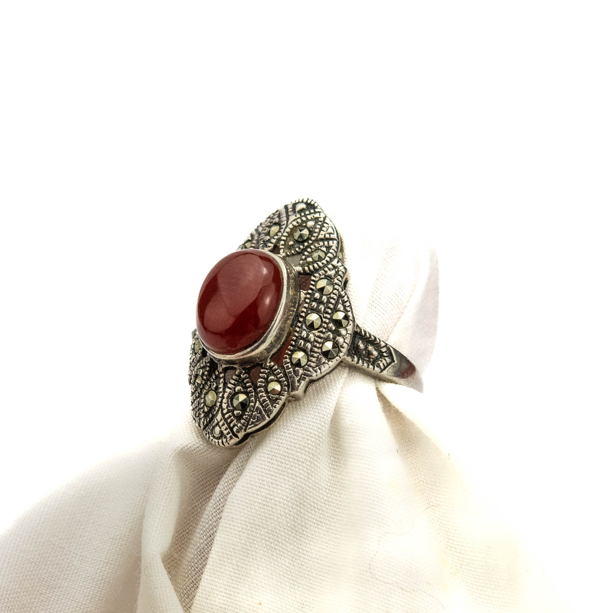 Sõrmus, 925 hõbe ahhaat ja markasiidid