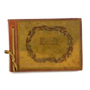 KFK nahast fotoalbum-Eesti NSV 1953a Suusatamise Esivõistlused III KFK nahast fotoalbum-Eesti NSV 1953a Suusatamise Esivõistlused III