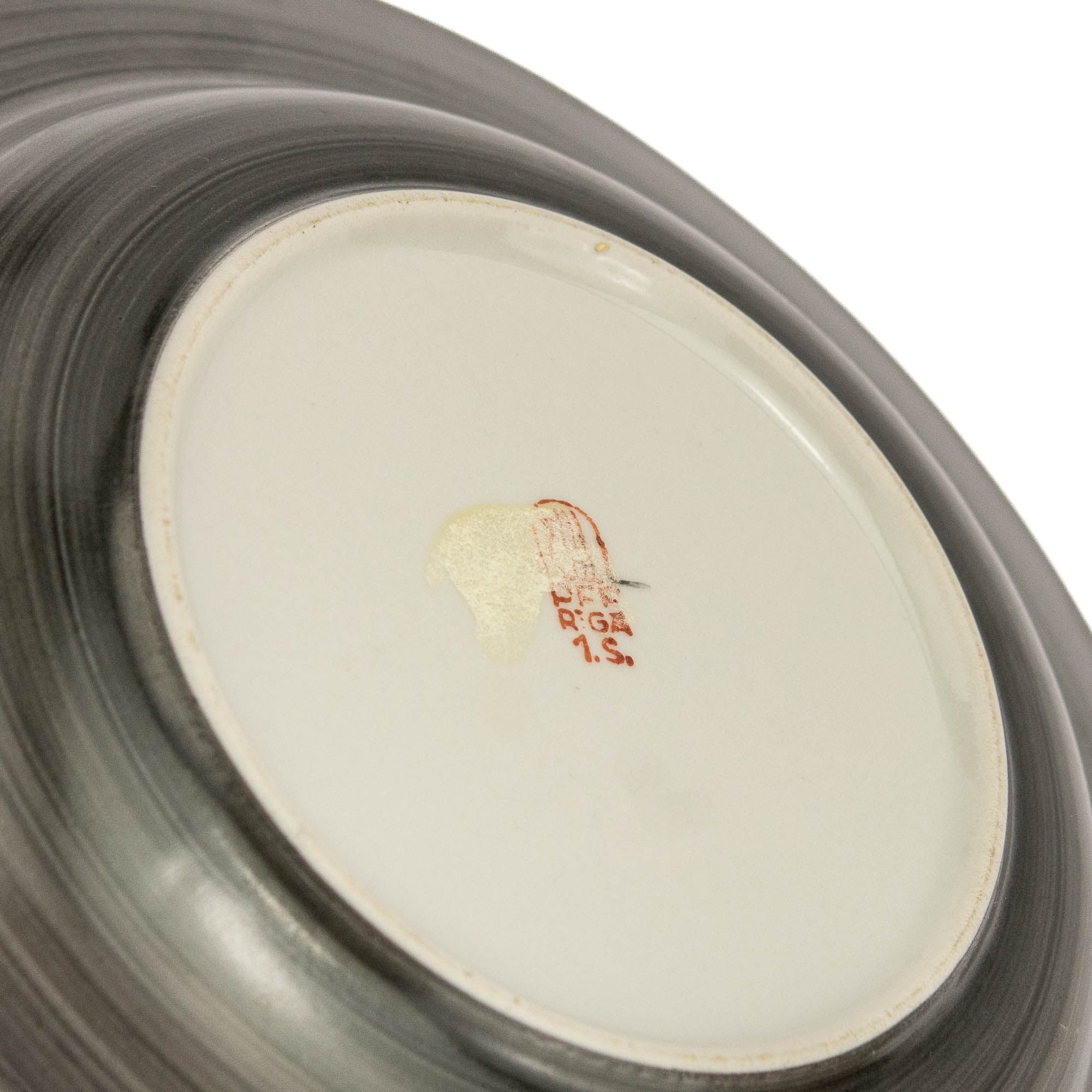 ARS-i käsimaalinguga portselanist taldrik