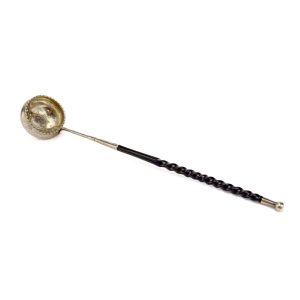 Inglise hõbekulp mündiga Inglise hõbekulp mündiga