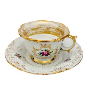 Gardneri tass alustassiga