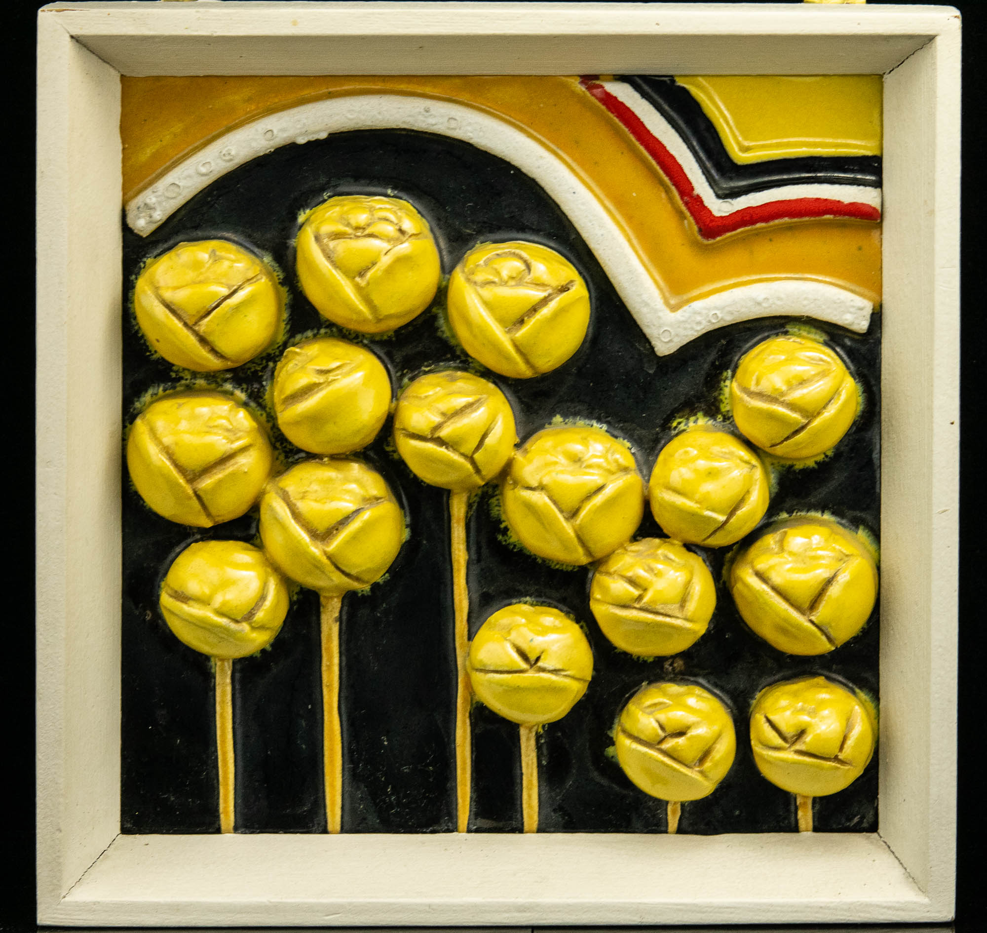 Maie Lukats (1938-1996) keraamiline seinaplaat Kullerkupud,Tartu ARS ,tiraaž 20 Maie Lukats (1938-1996) keraamiline seinaplaat Kullerkupud,Tartu ARS ,tiraaž 20